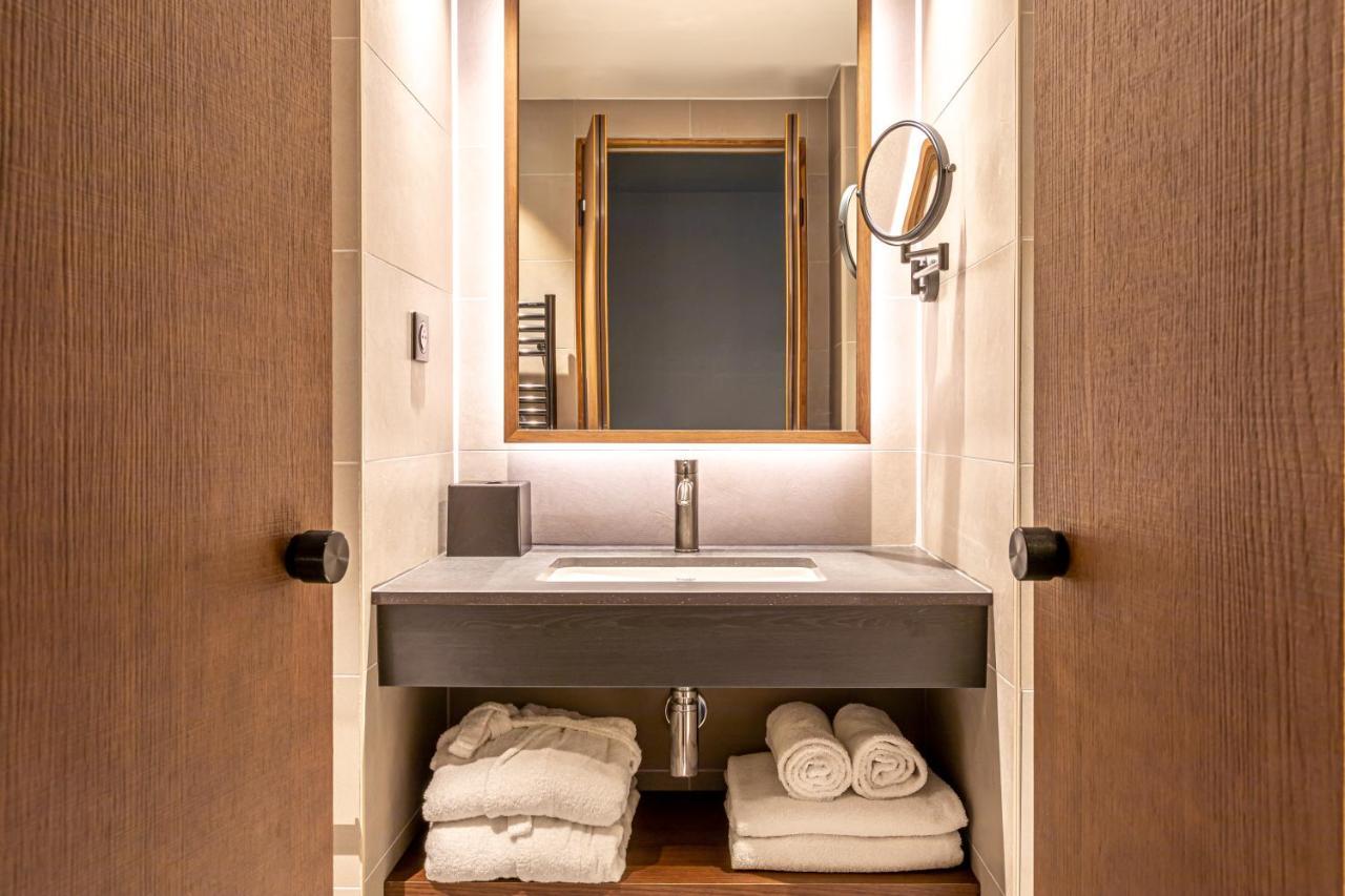 Hotel Le Bellune Paris